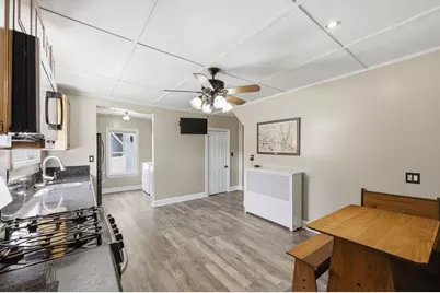 17 Clark St, Westfield, MA 01085 - Photo 8