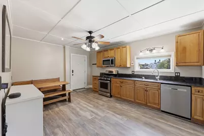 17 Clark St, Westfield, MA 01085 - Photo 6