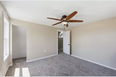 17 Clark St, Westfield, MA 01085 - Photo 30