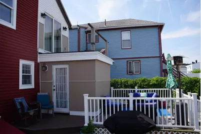 78 Elmwood St, Revere, MA 02151 - Photo 2