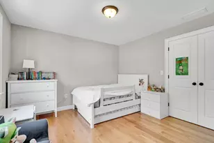 7 Perham St, Bedford, MA 01730 - Photo 24