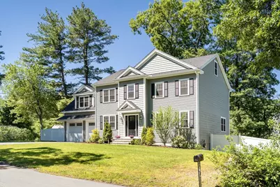 7 Perham St, Bedford, MA 01730 - Photo 2