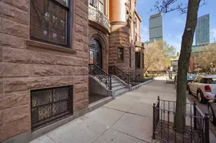 17 Gloucester St, Boston, MA 02116 - Photo 18