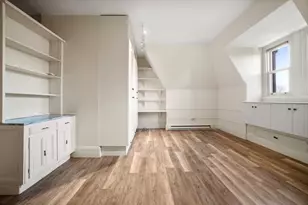 17 Gloucester St, Boston, MA 02116 - Photo 6
