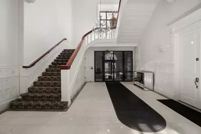 17 Gloucester St #7, Boston, MA 02116 - Photo 1