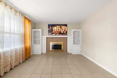 7 Ivy Cir #7, Norwood, MA 02062 - Photo 10
