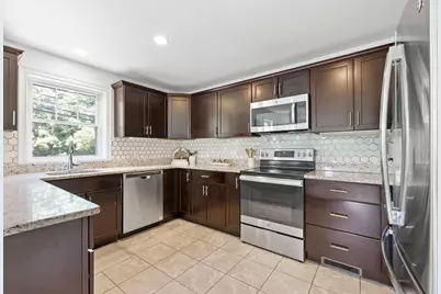30 Webster St #4, Needham, MA 02494 - Photo 14