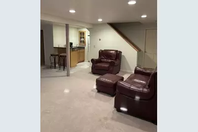 2 Lafayette Dr, Marlborough, MA 01752 - Photo 16