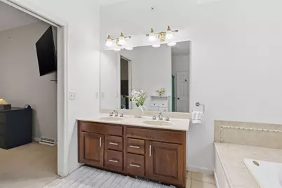 2 Highview Cir, Wilbraham, MA 01095 - Photo 20