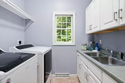 2 Highview Cir, Wilbraham, MA 01095 - Photo 14