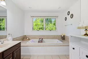 2 Highview Cir, Wilbraham, MA 01095 - Photo 20