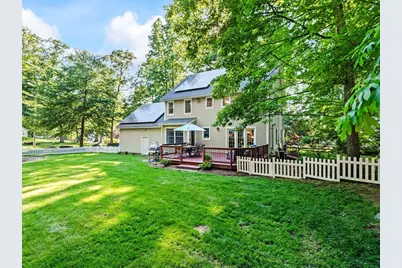 7 Woodcliffe Ave, Worcester, MA 01604 - Photo 18