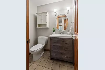 7 Woodcliffe Ave, Worcester, MA 01604 - Photo 12
