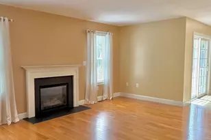 8 Beeston Ln, Methuen, MA 01844 - Photo 8