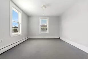 4 Horton St, Salem, MA 01970 - Photo 6