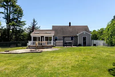 189 Blackmore Pond Rd, Wareham, MA 02576 - Photo 2