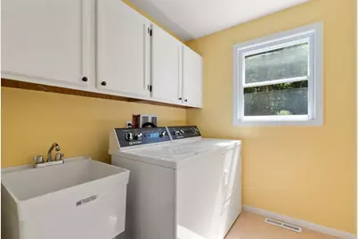 180 Loomis Ridge, Westfield, MA 01085 - Photo 18