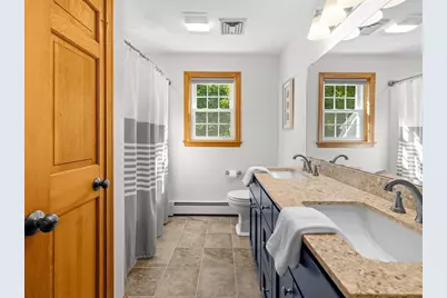 61 Beach St, Millbury, MA 01527 - Photo 28