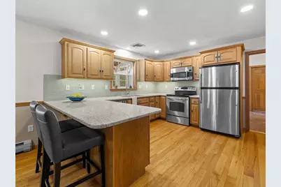 61 Beach St, Millbury, MA 01527 - Photo 12