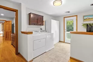 61 Beach St, Millbury, MA 01527 - Photo 26