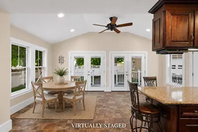 16 Hazen Ave, Haverhill, MA 01830 - Photo 14