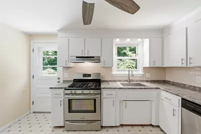 46 Pinecroft Ave, Holden, MA 01520 - Photo 8
