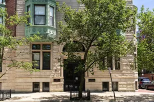 10 Charlesgate E, Boston, MA 02215 - Photo 30