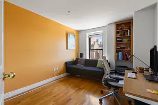 10 Charlesgate E, Boston, MA 02215 - Photo 24