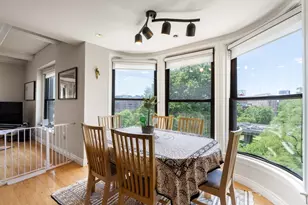 10 Charlesgate E, Boston, MA 02215 - Photo 8