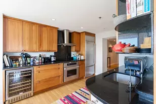 10 Charlesgate E, Boston, MA 02215 - Photo 6