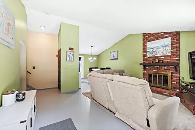 90 Oakmont Ave, Westminster, MA 01473 - Photo 4