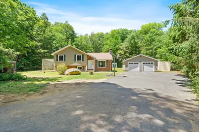 90 Oakmont Ave, Westminster, MA 01473 - Photo 2