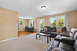 33 Lakeview Ave, Dudley, MA 01571 - Photo 12