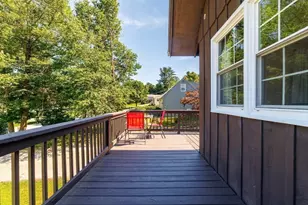 33 Lakeview Ave, Dudley, MA 01571 - Photo 4