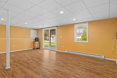 33 Lakeview Ave, Dudley, MA 01571 - Photo 22