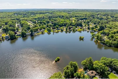 33 Lakeview Ave, Dudley, MA 01571 - Photo 40