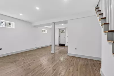8 Bartlett St, Peabody, MA 01960 - Photo 20