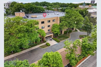 41 Centre St #106, Brookline, MA 02446 - Photo 16