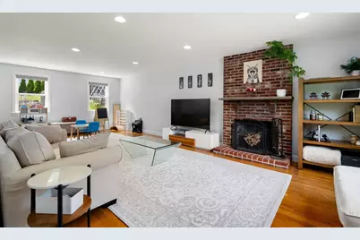 5 Patrick Cir, Stoneham, MA 02180 - Photo 6
