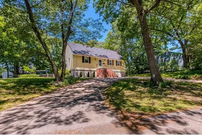 77 Leonard Street, Dedham, MA 02026 - Photo 4
