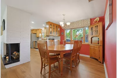 212 Beacon St, Framingham, MA 01701 - Photo 8