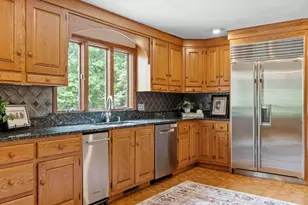 20 Seten Cir, Andover, MA 01810 - Photo 10