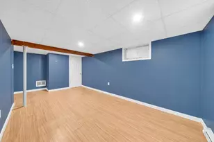2 Bailey St, Methuen, MA 01844 - Photo 22