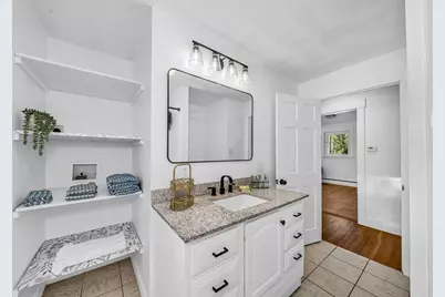 2 Bailey St, Methuen, MA 01844 - Photo 22