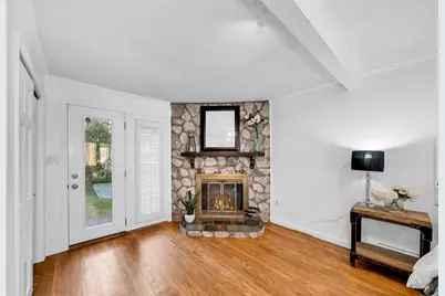 2 Bailey St, Methuen, MA 01844 - Photo 14