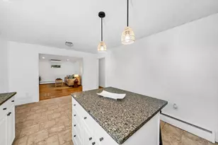 2 Bailey St, Methuen, MA 01844 - Photo 10