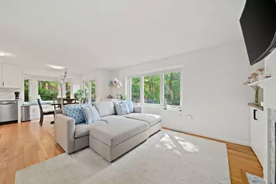 36 Maple St #36, Canton, MA 02021 - Photo 4