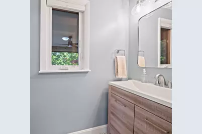 36 Maple St #36, Canton, MA 02021 - Photo 8