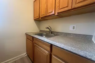 1242 Commonwealth Ave, Boston, MA 02134 - Photo 6