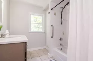 2306 Wilbraham Rd, Springfield, MA 01129 - Photo 24